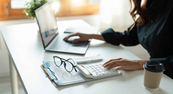 Les avantages de la simulation de portage salarial pour les travailleurs indépendants