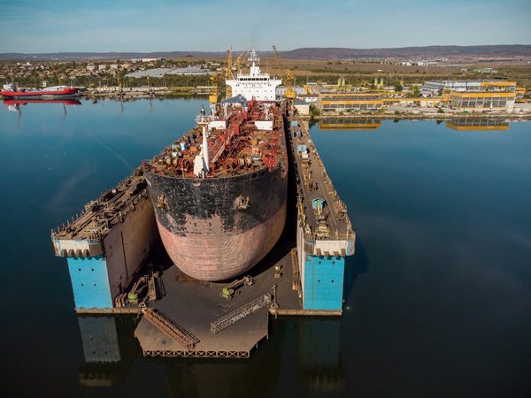 Réparations maritimes : quelles sont les avantages pour votre bateau ?